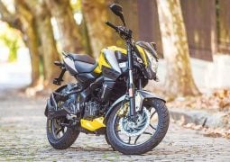 Bajaj-Rouser-NS-200-Fi estatica
