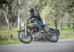 Royal Enfield Desert Storm 19