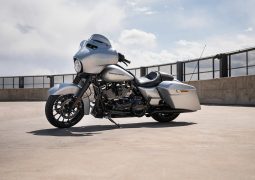 0322streetglide harley3