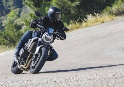 Honda CB1000R 4