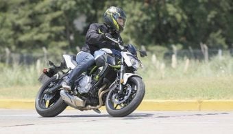 Kawasaki Z650 19