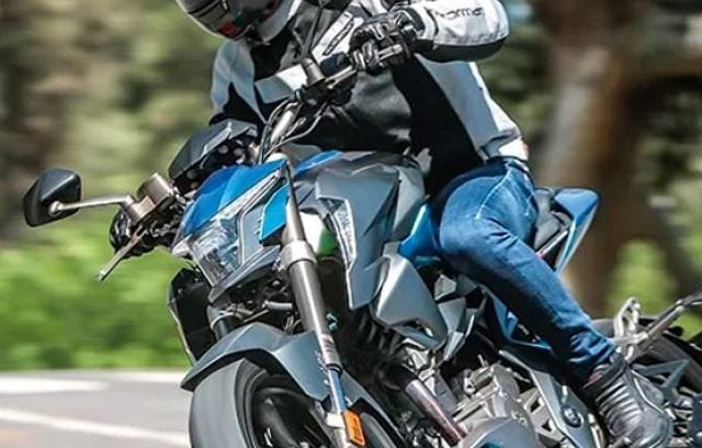 cropped-Beta-Zontes-R310-accion.jpg