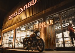 Royal Enfield Pilar 2 1