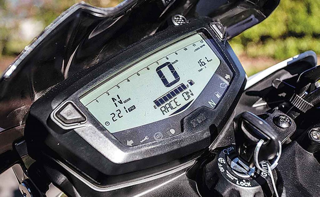 TVS RTR 200 FI Test Ride