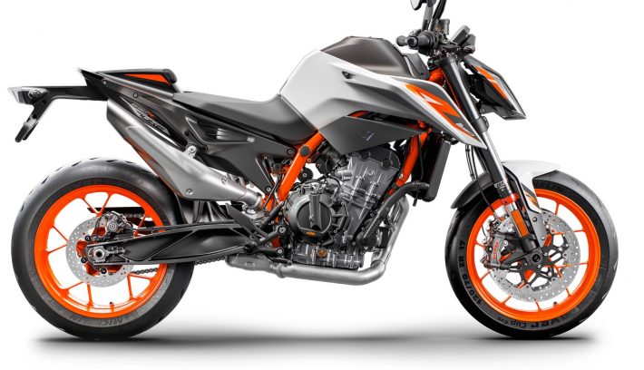 KTM 890 Duke R 4