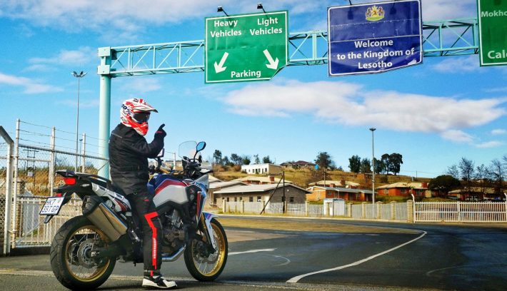 viajar moto fuera espana