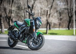Bajaj Dominar D 400 4