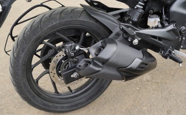 Bajaj Dominar 250 Vs 400 Vale La Pena 