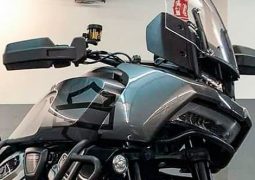 HARLEY DAVIDSON