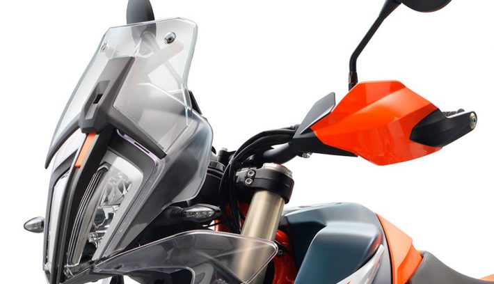 KTM 890