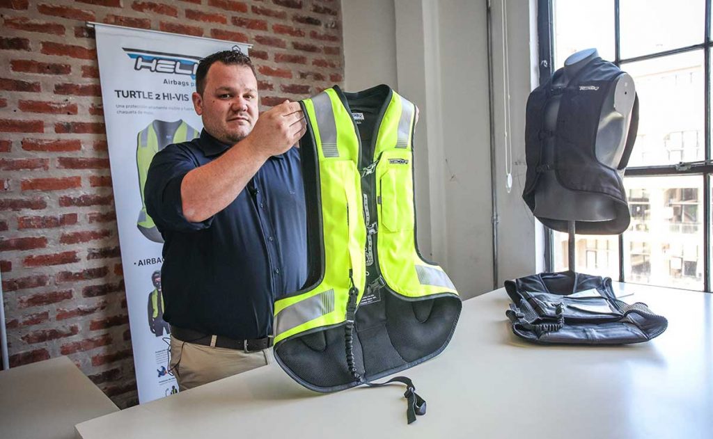 Nuevos chalecos con airbags para moto. ¿Me pueden salvar la vida?