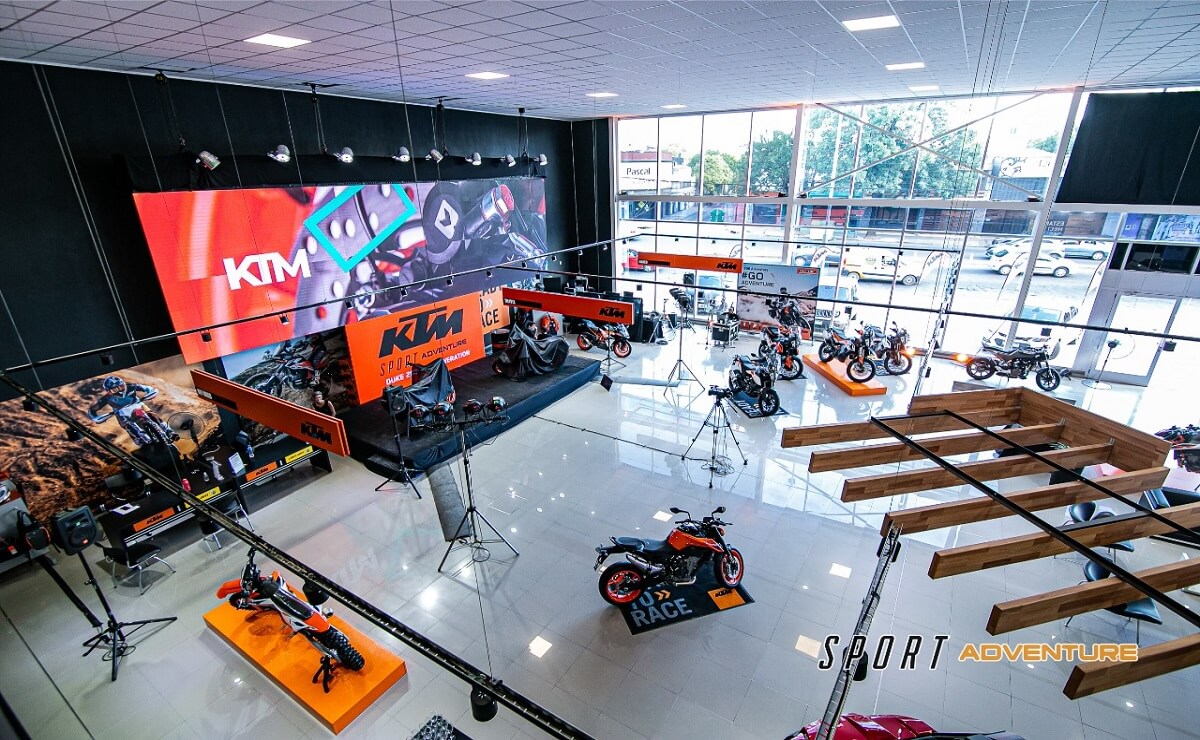 KTM Presentación