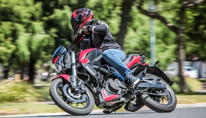 Bajaj Dominar 250