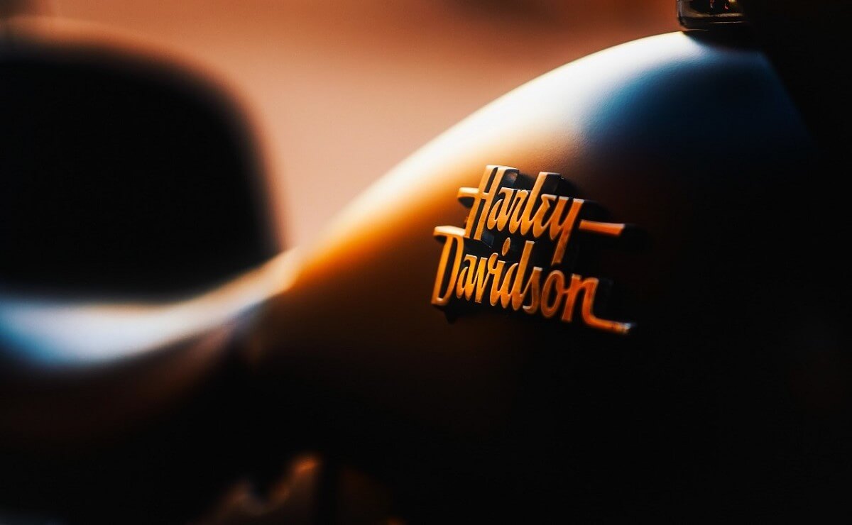 Harley-Davidson detalle marca en el tanque