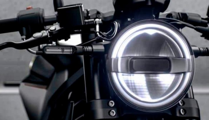 Bajaj Caliber render faro principal