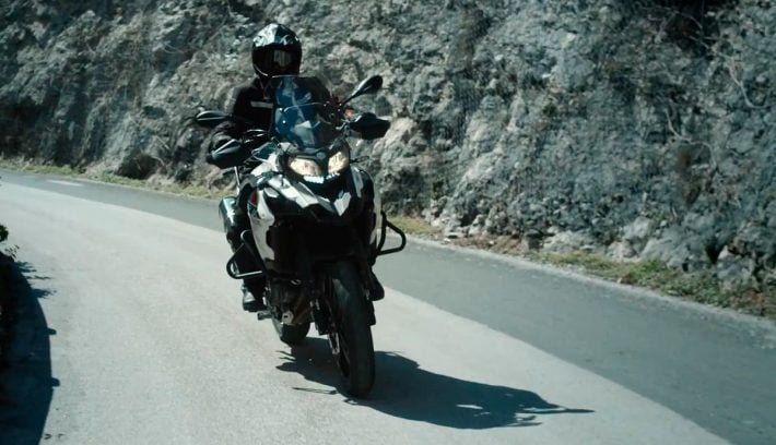 Benelli TRK 502X accion