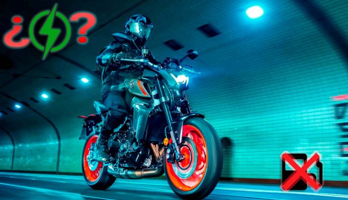 Yamaha anuncio combustible