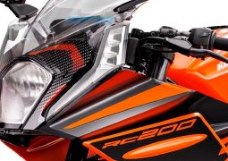 KTM RC 200 2022 faro principal