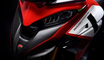 Ducati Multistrada V4 Pikes Peak 2022 detalle faro delantero