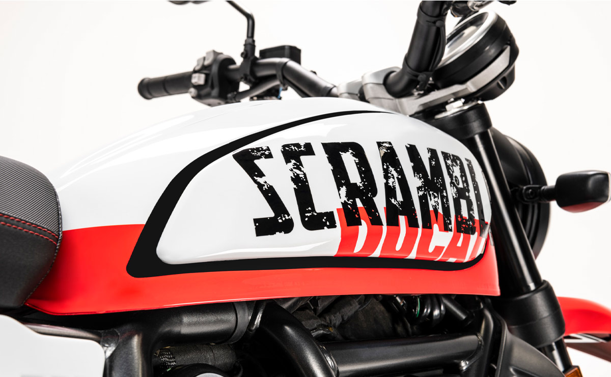 Ducati Scrambler Urban Motard 2022 detalle nombre