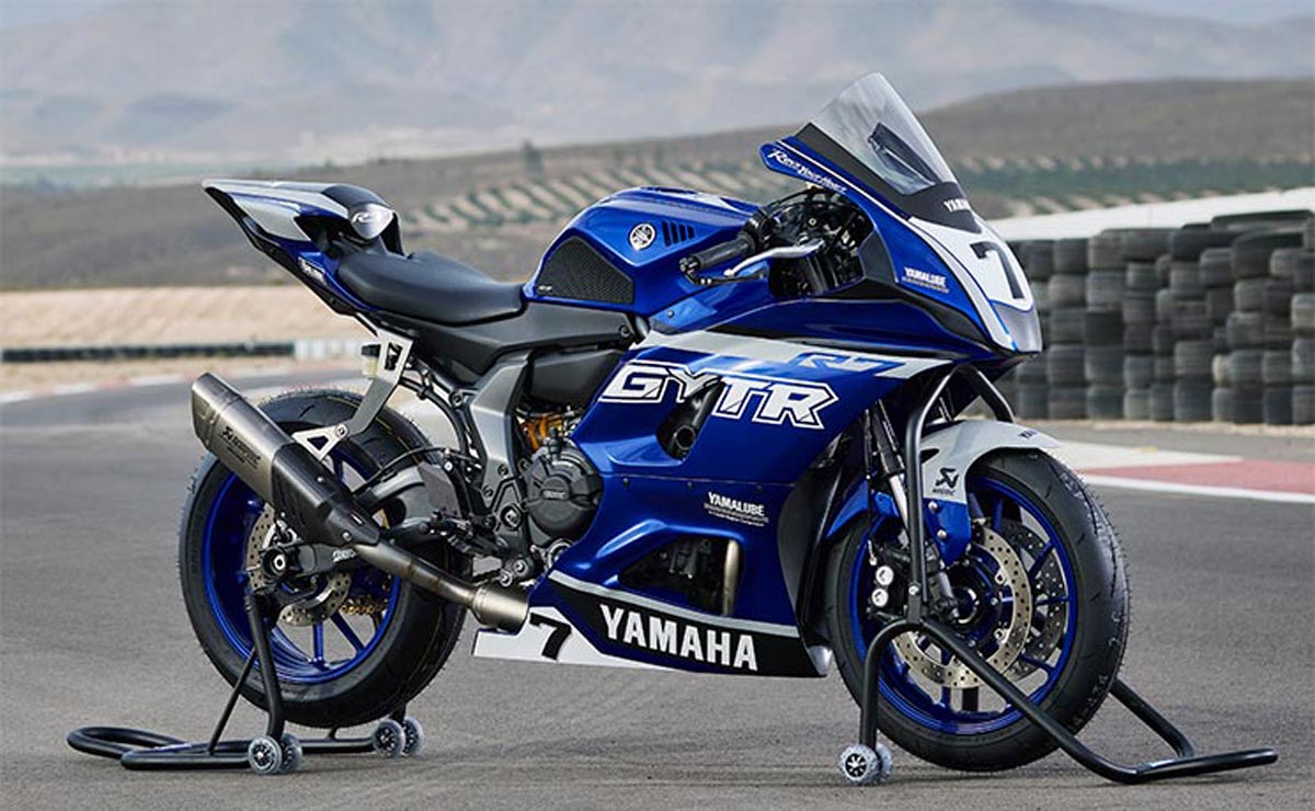 Yamaha R7 Kit Race azul ambiente