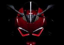 Ducati panigale V4 2022 rojo