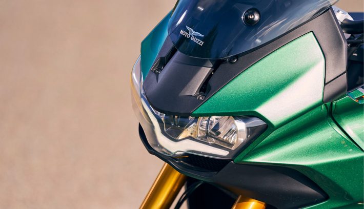 Moto Guzzi V100 Mandello 2022