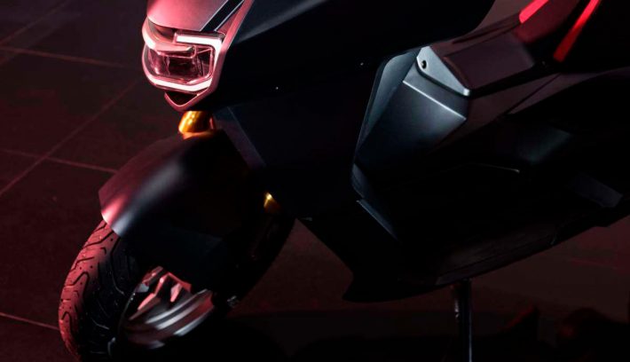 Scorpion X1 scooter motos eléctricas detalle delantero