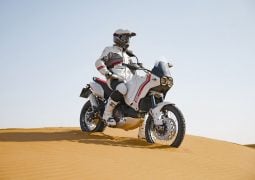 Ducati DesertX 2022