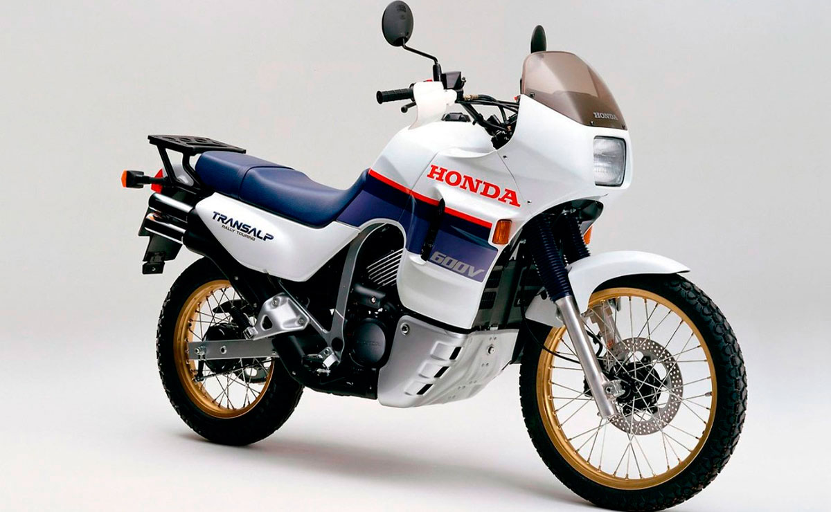 Honda Transalp 750 1