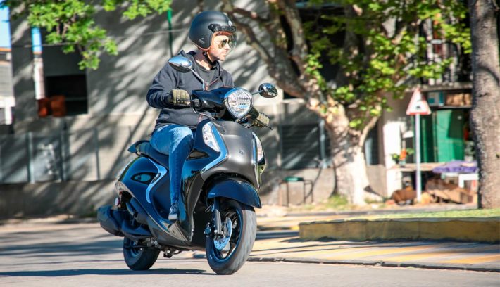 Yamaha Fascino 125 negro