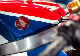 Honda RC213V-S 2015 a subasta