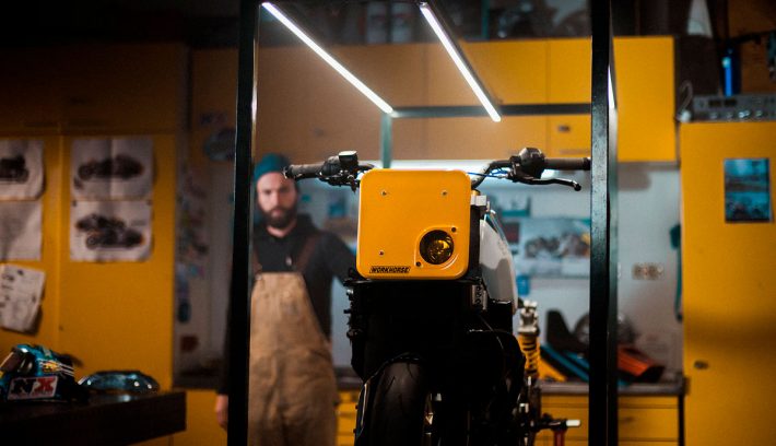 Ni Overhaulin se atrevio a tanto mira lo que hicieron con esta moto americana