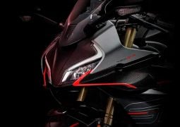 CFMoto 450SR moto deportiva