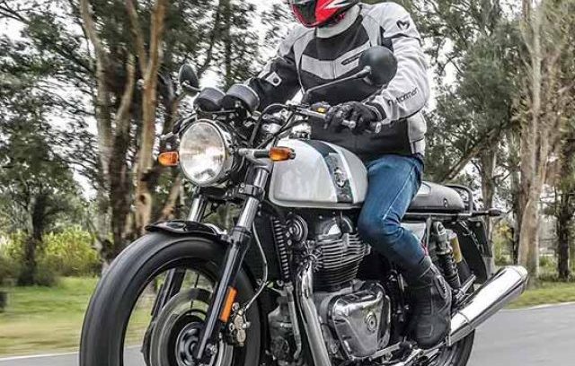 cropped-Royal-Enfield-Continental-GT-650-accion-lateral.jpg