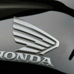 Honda logo en tanque Imagen relacionada