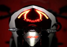 BMW RR310 vista trasera simil TVS