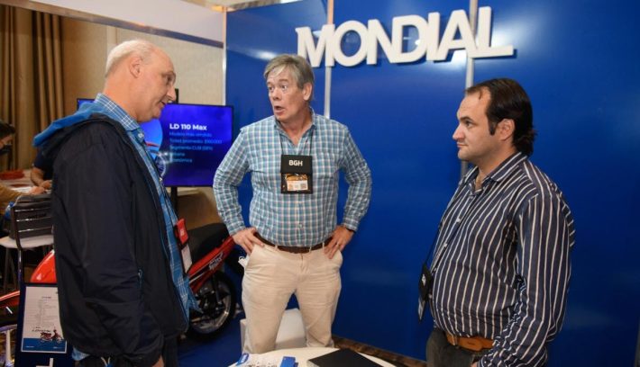 Mondial retail