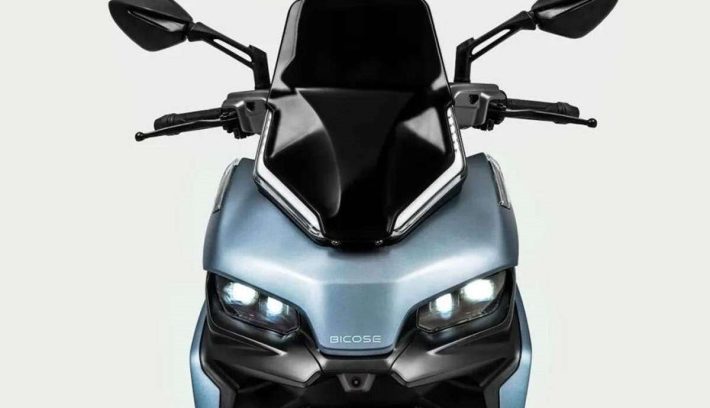 moto tecnológica premium