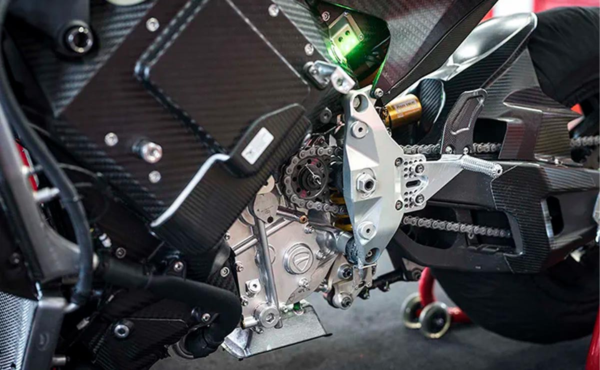 Ducati V21 L moto eléctrica MotoE motor