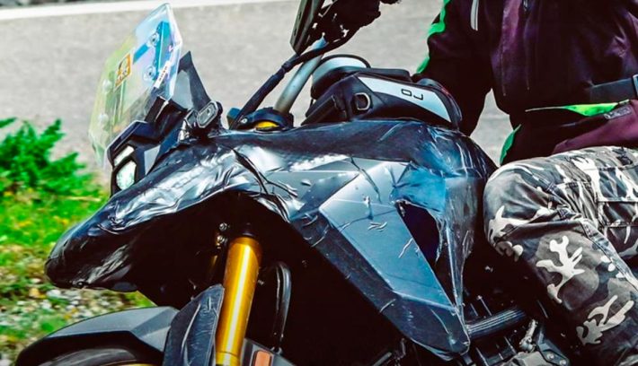 Suzuki V-Strom 700