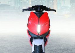 TVS moto eléctrica scooter