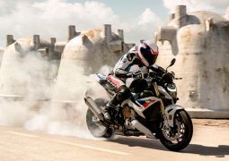 BMW nueva naked exageradamente potente