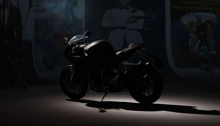 Triumph y James Bond moto