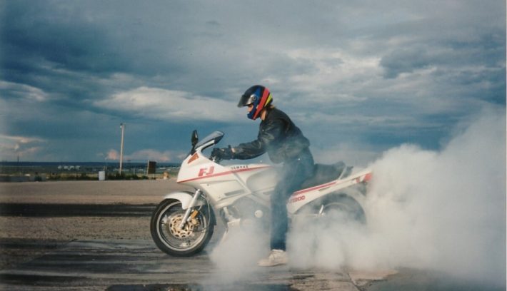 Yamaha vs Kawasaki motos deportivas