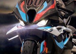 BMW M1000RR y RR Competition
