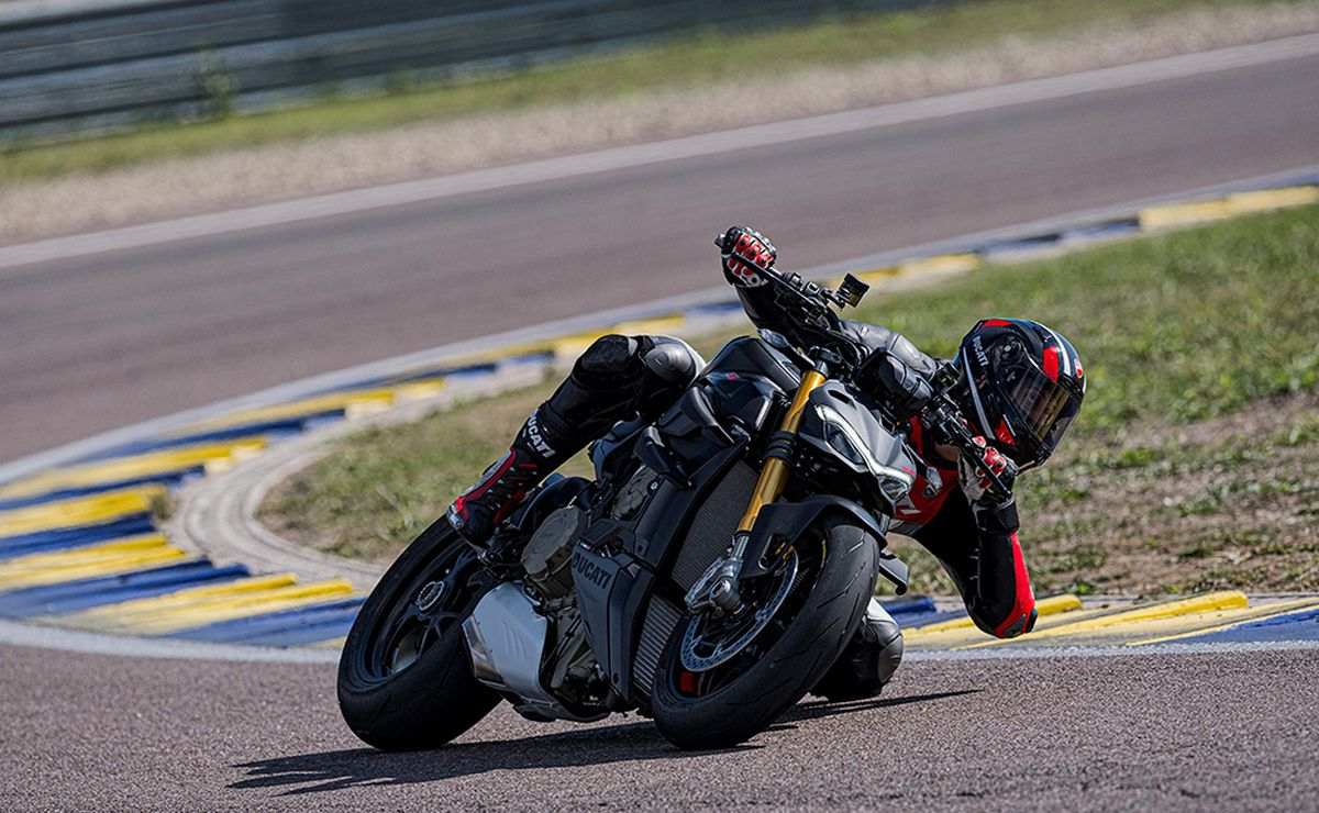 Ducati Streetfighter V4 y SP2 2023
