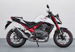 Honda Hornet CB750 2023