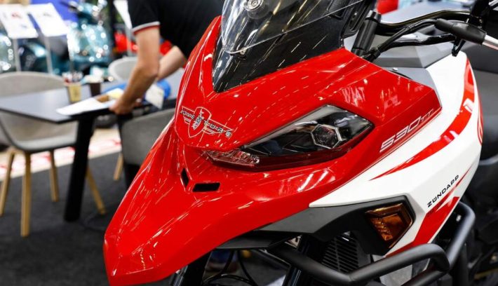 Moto china, italiana y alemana