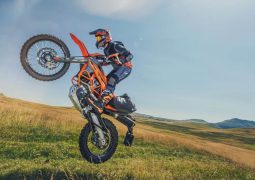 KTM 690 2023 Enduro y Supermotard